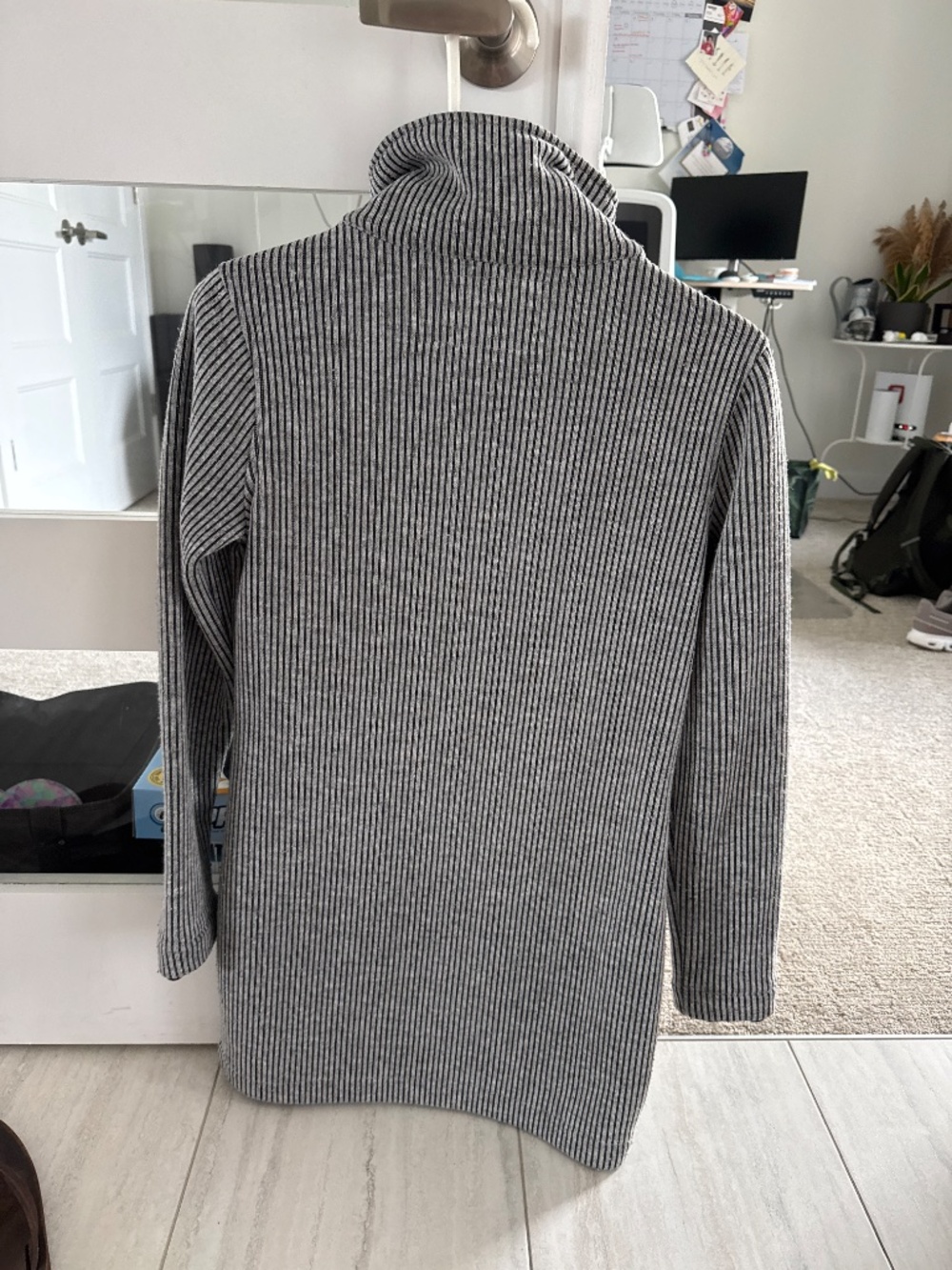 Women’s Roots fall coat - Picture 2 of 4
